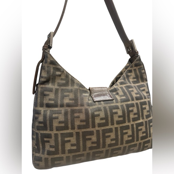 Vintage Fendi Brown and Tan Baguette Shoulder Bag - Picture 5 of 15